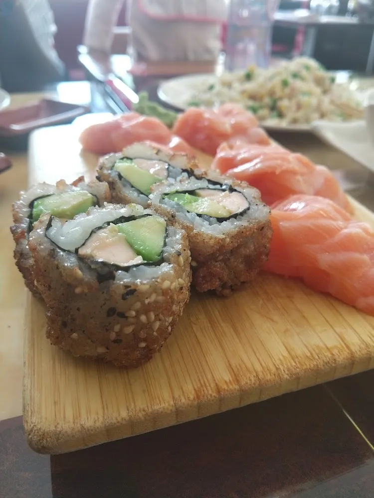 Makis Et Sashimi Saumon